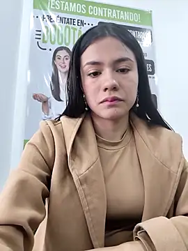 Snapshot of CHARLOTTE__05 chatting on 11/15/25, 12:13 CHARLOTTE 05 online show from 11/15/25, 12:13