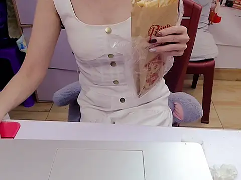 Funnygirl 9x online show from 12/15/25, 01:32