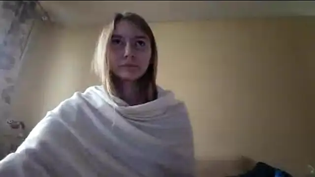 Nymera flare online show from 10/23/25, 06:34