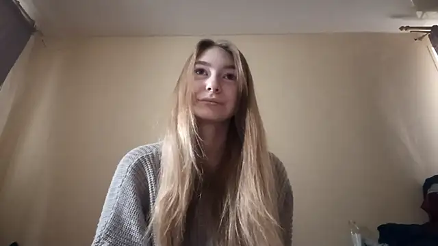 Nymera flare online show from 12/03/25, 08:23