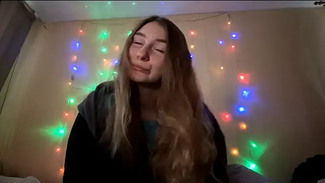 Nymera flare online show from 12/19/25, 07:26