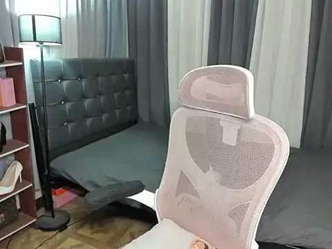 Seductive Margaux online show from 03/02/26, 07:15