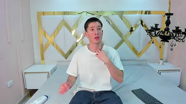 HunterHeat  online show from 09/12/25, 11:43