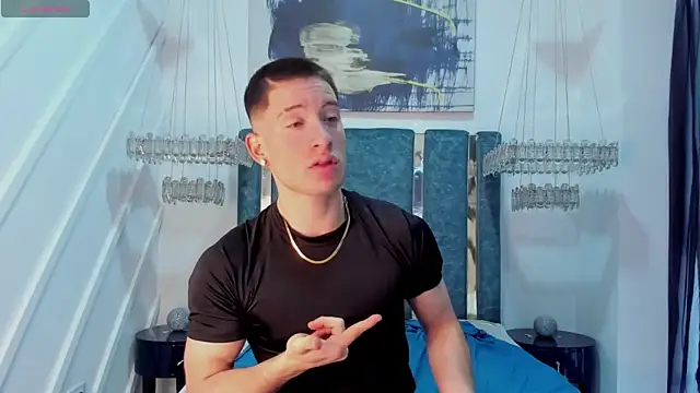 HunterHeat  online show from 12/05/25, 11:41