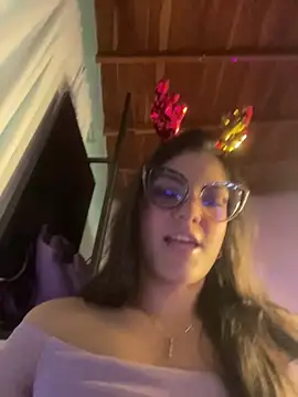 alilith online show from 12/17/25, 06:58