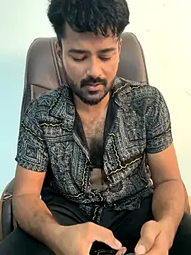 Snapshot of MeekBatgirl chatting on 09/25/25, 07:01 MeekBatgirl online show from 09/25/25, 07:01