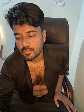 Snapshot of MeekBatgirl chatting on 10/09/25, 11:52 MeekBatgirl online show from 10/09/25, 11:52