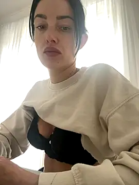 Remirosee online show from 11/27/25, 10:50