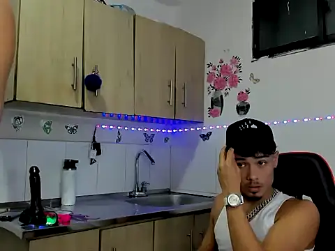 Snapshot of dilan_abraham12 chatting on 10/12/25, 04:55 dilan abraham12 online show from 10/12/25, 04:55