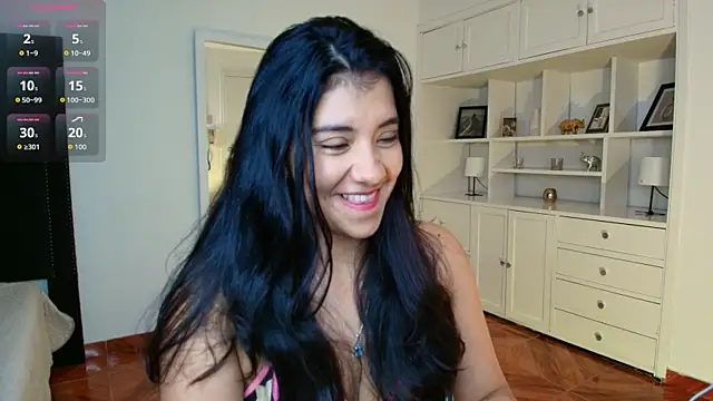 nina moen online show from 11/26/25, 03:07