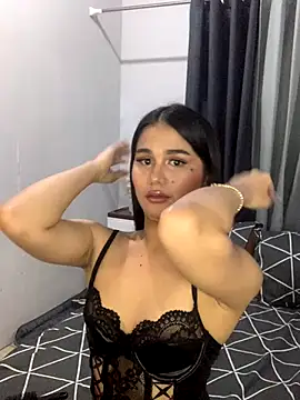 AngelHille online show from 10/05/25, 03:54