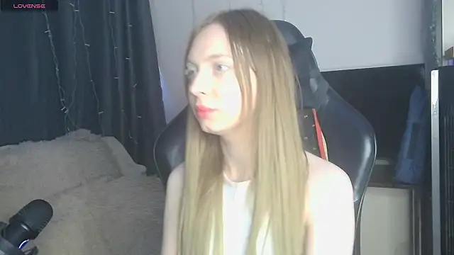 Snapshot of BabbbyFoxxx chatting on 03/12/26, 06:41 BabbbyFoxxx online show from 03/12/26, 06:41