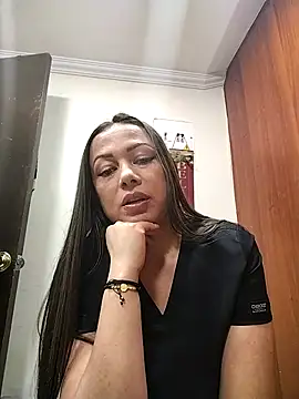 Snapshot of Madisson-04_ chatting on 09/11/25, 09:15 Madisson-04 online show from 09/11/25, 09:15