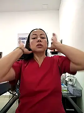 Snapshot of Madisson-04_ chatting on 11/10/25, 03:11 Madisson-04 online show from 11/10/25, 03:11