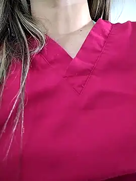 Snapshot of Madisson-04_ chatting on 11/26/25, 12:11 Madisson-04 online show from 11/26/25, 12:11