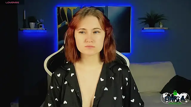 Roxy foxi online show from 10/18/25, 01:08