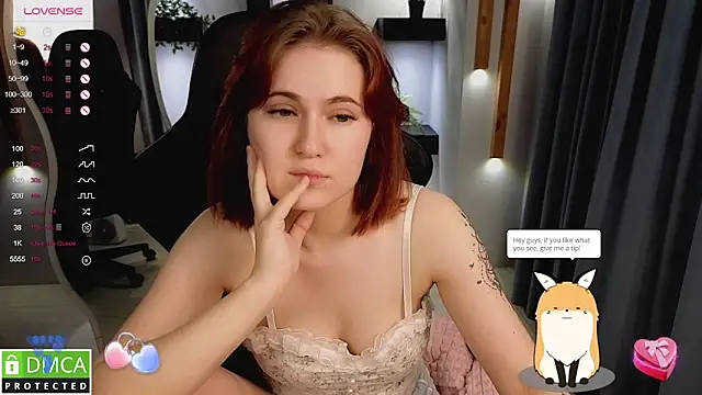 Roxy foxi online show from 10/23/25, 02:00