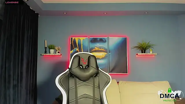 Roxy foxi online show from 11/14/25, 01:04