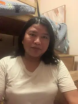 Snapshot of TS-YANNA chatting on 03/24/26, 05:56 TS-YANNA online show from 03/24/26, 05:56