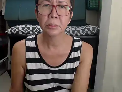 Snapshot of radar777 chatting on 03/09/26, 01:48 radar777 online show from 03/09/26, 01:48