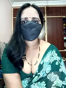 Snapshot of Mee_harini-telugupilla chatting on 09/10/25, 04:23 Mee harini-telugupilla online show from 09/10/25, 04:23