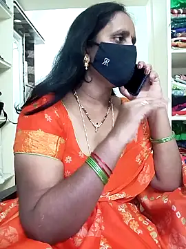 Snapshot of Mee_harini-telugupilla chatting on 10/19/25, 05:52 Mee harini-telugupilla online show from 10/19/25, 05:52