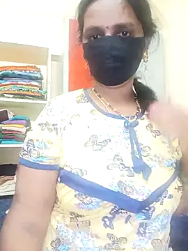 Snapshot of Mee_harini-telugupilla chatting on 10/19/25, 09:15 Mee harini-telugupilla online show from 10/19/25, 09:15