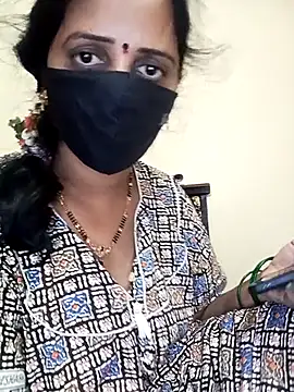 Snapshot of Mee_harini-telugupilla chatting on 01/10/26, 01:40 Mee harini-telugupilla online show from 01/10/26, 01:40