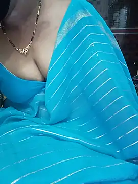 Snapshot of Mee_harini-telugupilla chatting on 06/11/26, 03:59 Mee harini-telugupilla online show from 06/11/26, 03:59
