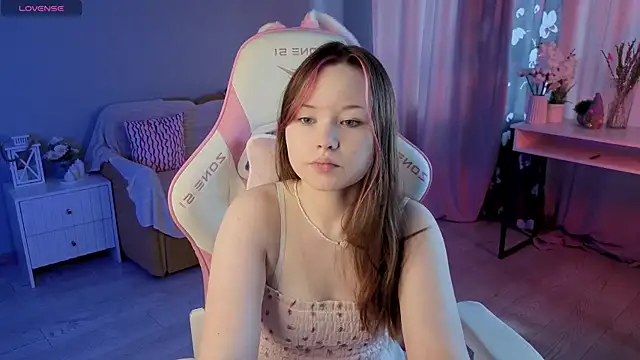 Snapshot of Sweetie_Hope chatting on 09/28/25, 07:14 Sweetie Hope online show from 09/28/25, 07:14