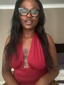 Moonzy77 online show from 11/04/25, 01:10