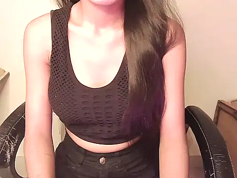 Snapshot of alia_rahil chatting on 05/16/26, 04:20 alia rahil online show from 05/16/26, 04:20
