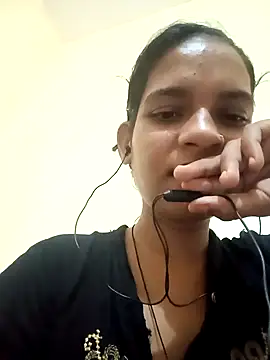 Snapshot of BebyDoll_143 chatting on 09/12/25, 04:29 BebyDoll 143 online show from 09/12/25, 04:29