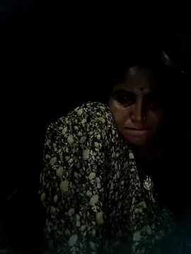 LUCKY cut online show from 10/13/25, 01:00