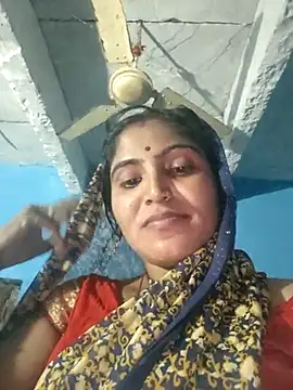 LUCKY cut online show from 10/17/25, 08:00