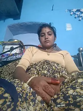 LUCKY cut online show from 10/21/25, 11:05