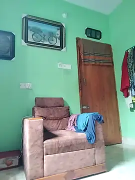 Snapshot of sufi-1990 chatting on 11/05/25, 05:40 sufi-1990 online show from 11/05/25, 05:40