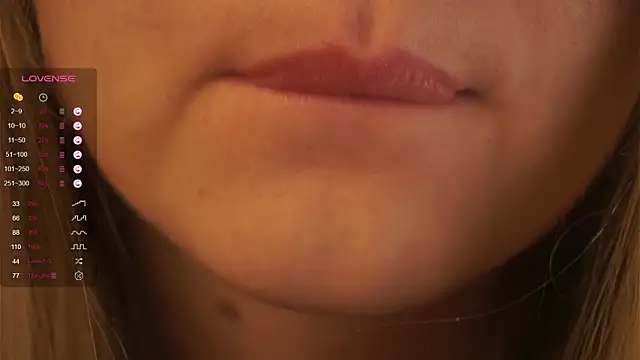 Snapshot of MarlinVarian chatting on 10/11/25, 07:01 MarlinVarian online show from 10/11/25, 07:01