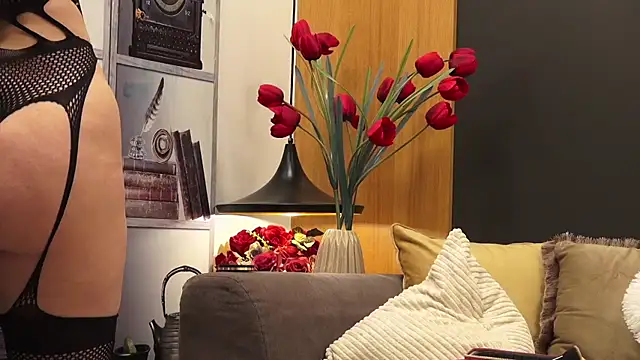 Snapshot of Mia_Swano chatting on 02/08/26, 10:35 Mia Swano online show from 02/08/26, 10:35