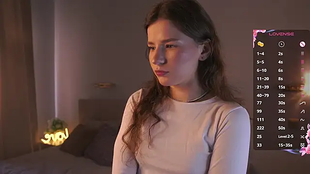 Snapshot of WilleneDelio chatting on 10/02/25, 08:43 WilleneDelio online show from 10/02/25, 08:43