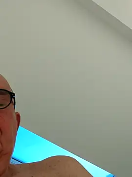 Oldmenhot66 online show from 02/20/26, 06:26