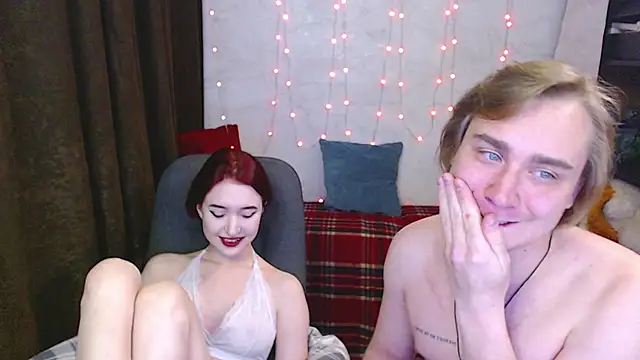 Snapshot of Lust4Money chatting on 04/15/26, 05:03 Lust4Money online show from 04/15/26, 05:03