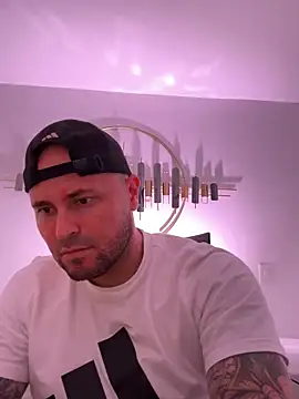 joshmahe online show from 10/08/25, 04:43