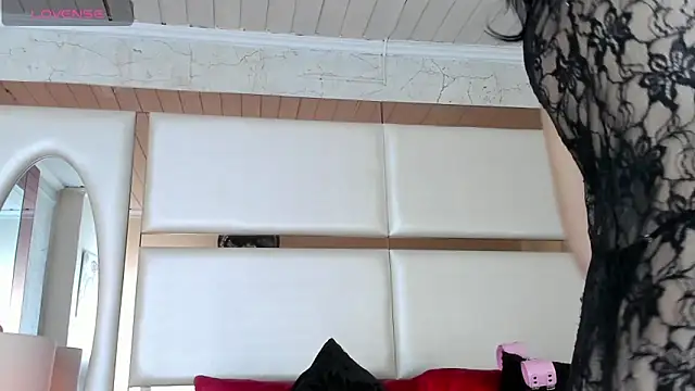 Snapshot of Ely09_ chatting on 02/07/26, 02:21 Ely09 online show from 02/07/26, 02:21