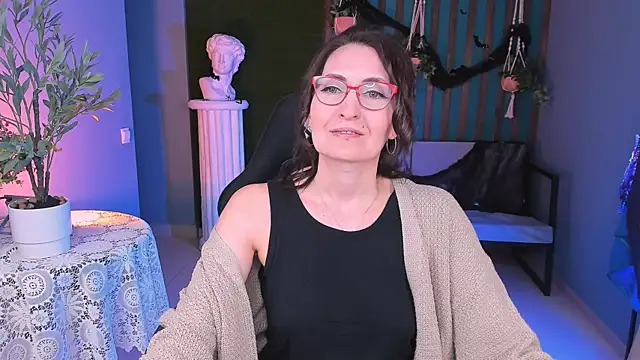 UnaTerra online show from 10/27/25, 09:13