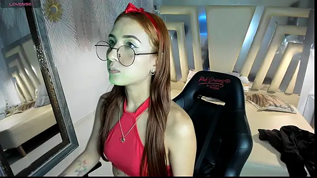 ValerySkinnyy online show from 05/01/26, 03:33