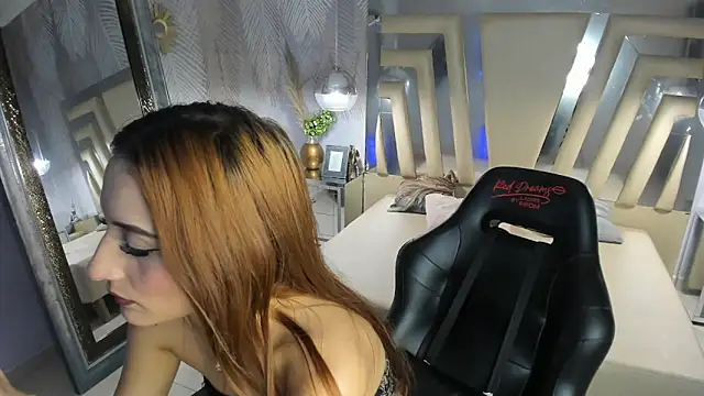 ValerySkinnyy online show from 06/11/26, 03:48