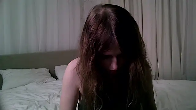 Snapshot of rosy_petal chatting on 03/10/26, 04:45 rosy petal online show from 03/10/26, 04:45