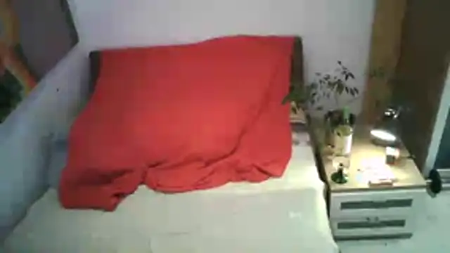 Snapshot of EdelHolz91 chatting on 10/25/25, 01:07 EdelHolz91 online show from 10/25/25, 01:07
