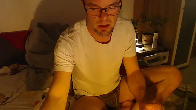 EdelHolz91 online show from 02/19/26, 04:14